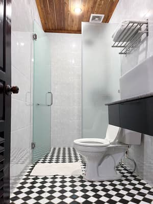 thumbnail: Bathroom