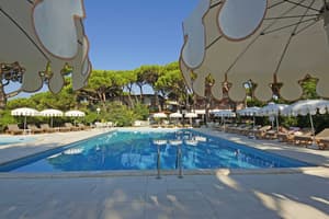 thumbnail: Outdoor pool