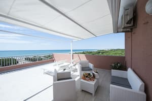 thumbnail: Terrace/patio