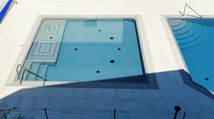thumbnail: Infinity pool