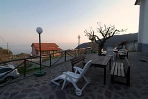thumbnail: Terrace/patio