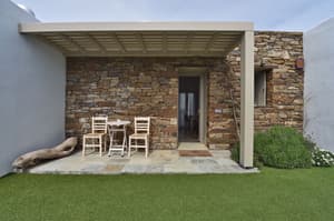 thumbnail: Exterior