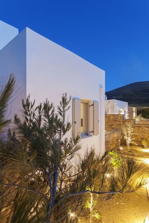 thumbnail: Exterior