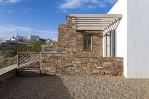 thumbnail: Exterior