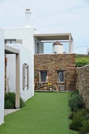 thumbnail: Exterior