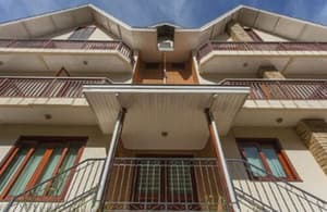 thumbnail: Exterior