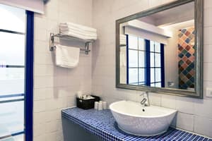 thumbnail: Bathroom