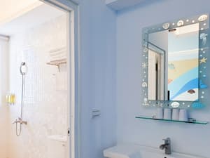thumbnail: Interior