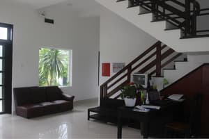 thumbnail: Staircase