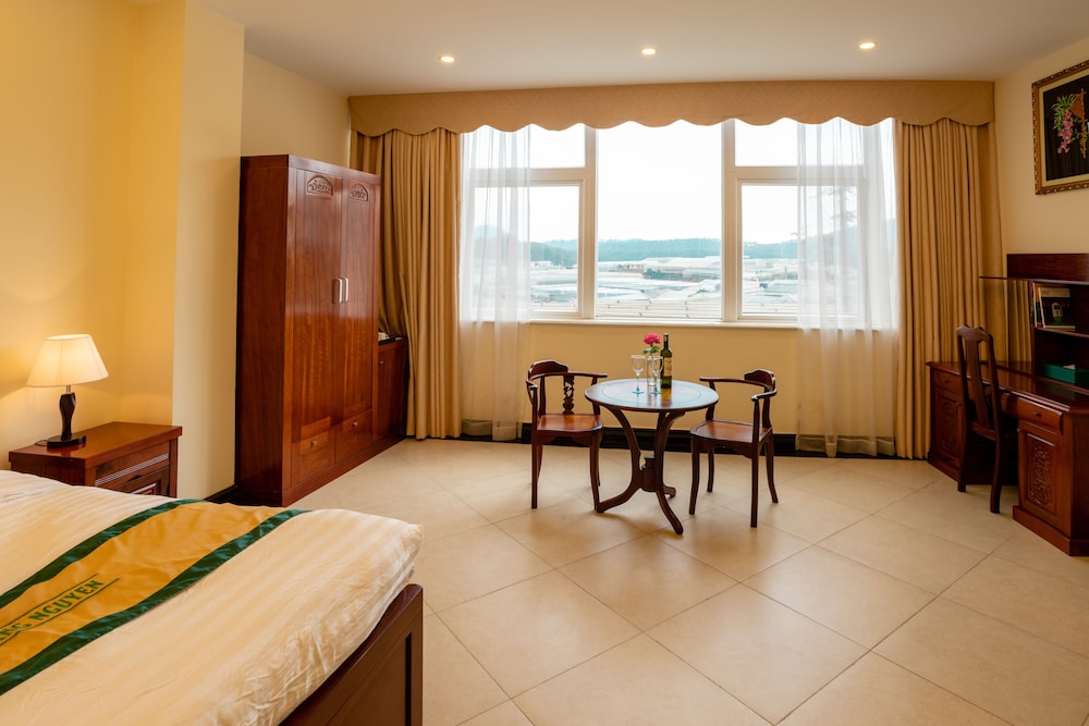 In-room business center