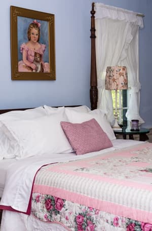 thumbnail: Interior