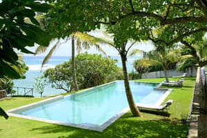 thumbnail: Outdoor pool
