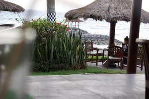 thumbnail: Property grounds