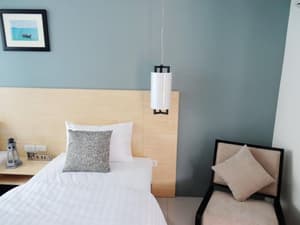 thumbnail: Room