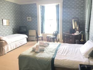 thumbnail: Room