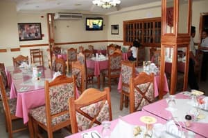 thumbnail: Restaurant