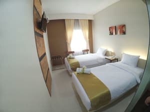 thumbnail: Room