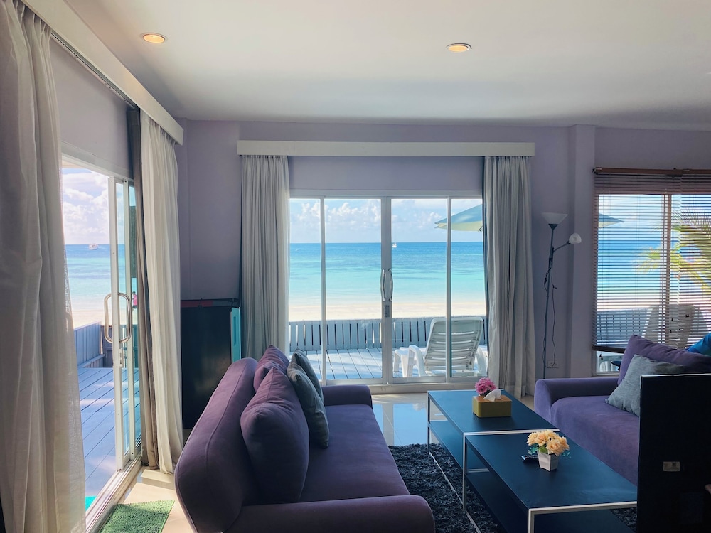 Beach/ocean view
