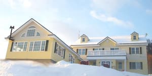 thumbnail: Exterior