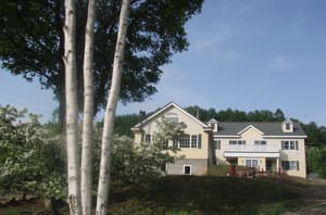 thumbnail: Front of property