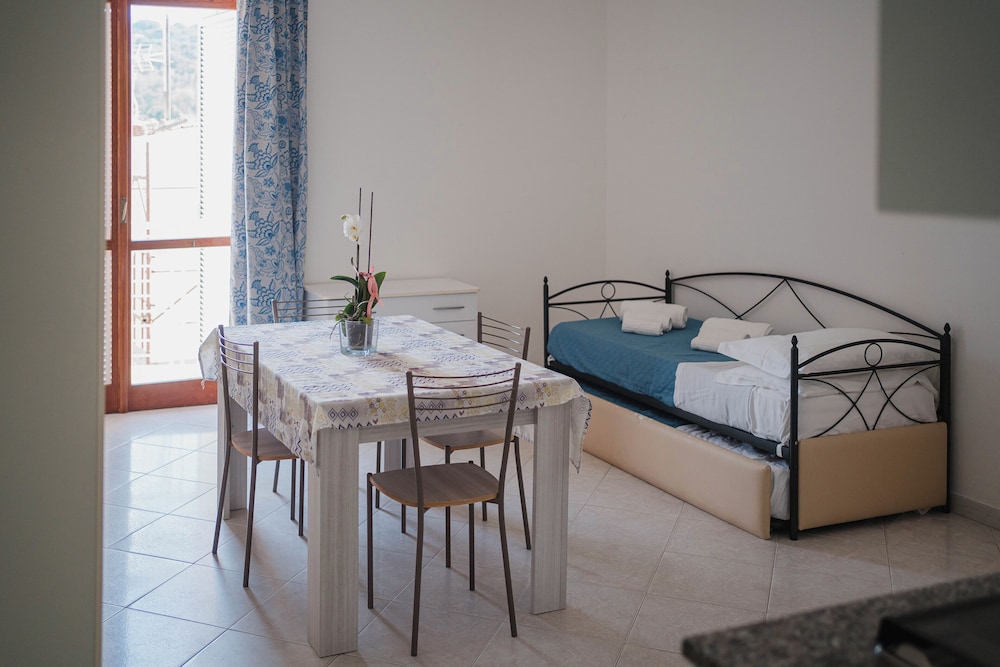 Restaurant-cafeteria