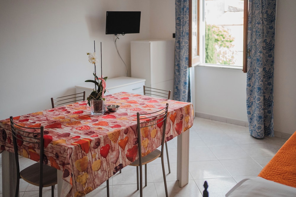 Restaurant-cafeteria