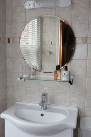 thumbnail: Bathroom