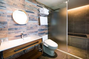 thumbnail: Bathroom