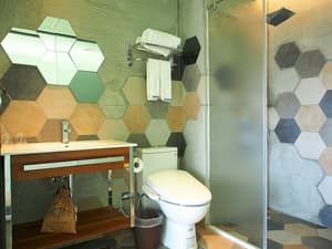 thumbnail: Bathroom