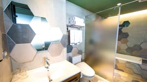 thumbnail: Bathroom