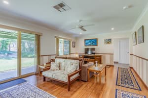 thumbnail: Living room