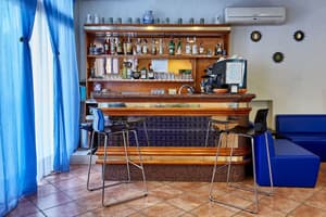thumbnail: Bar (on property)