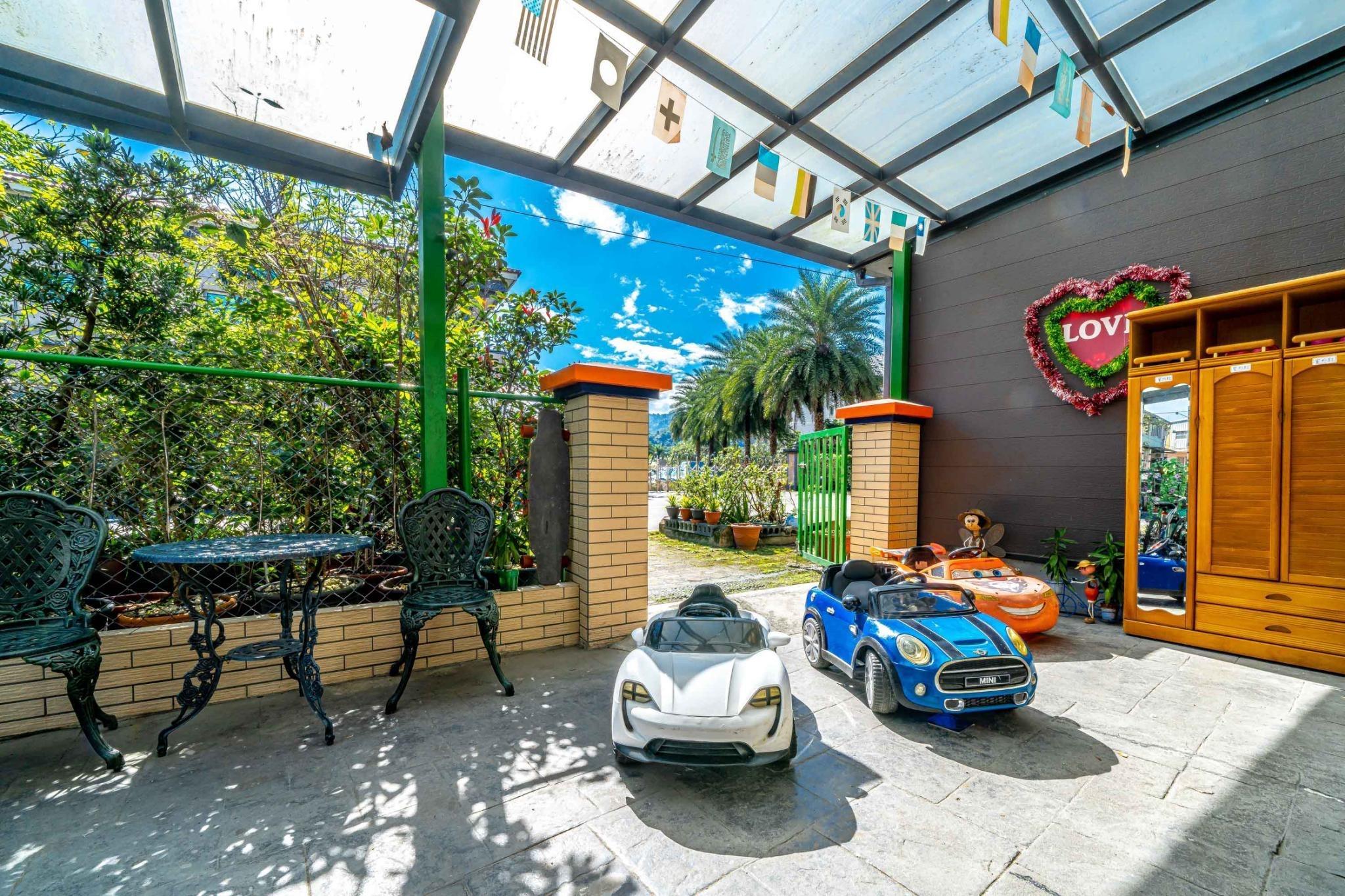 Play area