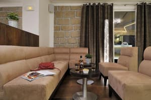 thumbnail: General view