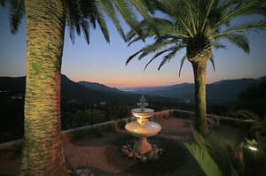 thumbnail: General view