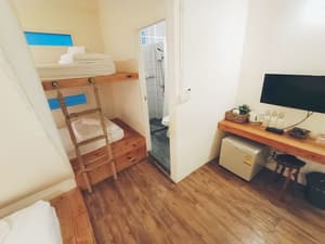 thumbnail: Room