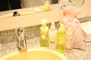 thumbnail: Bathroom sink