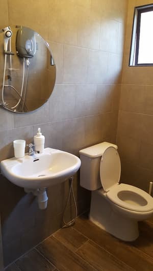 thumbnail: Bathroom