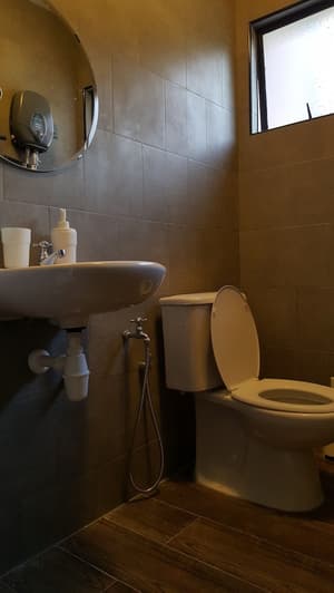 thumbnail: Bathroom