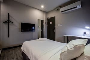 thumbnail: Room