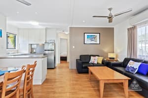 thumbnail: Living area