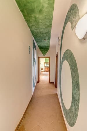 thumbnail: Hallway