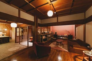 thumbnail: Interior detail