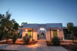 thumbnail: Exterior