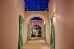 thumbnail: Exterior