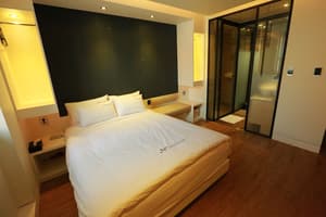 thumbnail: Room