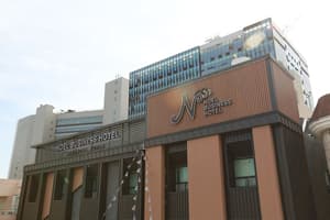 thumbnail: Exterior