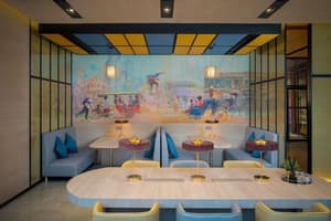 thumbnail: Lobby sitting area