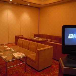 thumbnail: Karaoke room