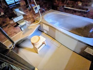 thumbnail: Bathroom